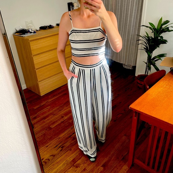 super cute striped set - Picture 1 of 7